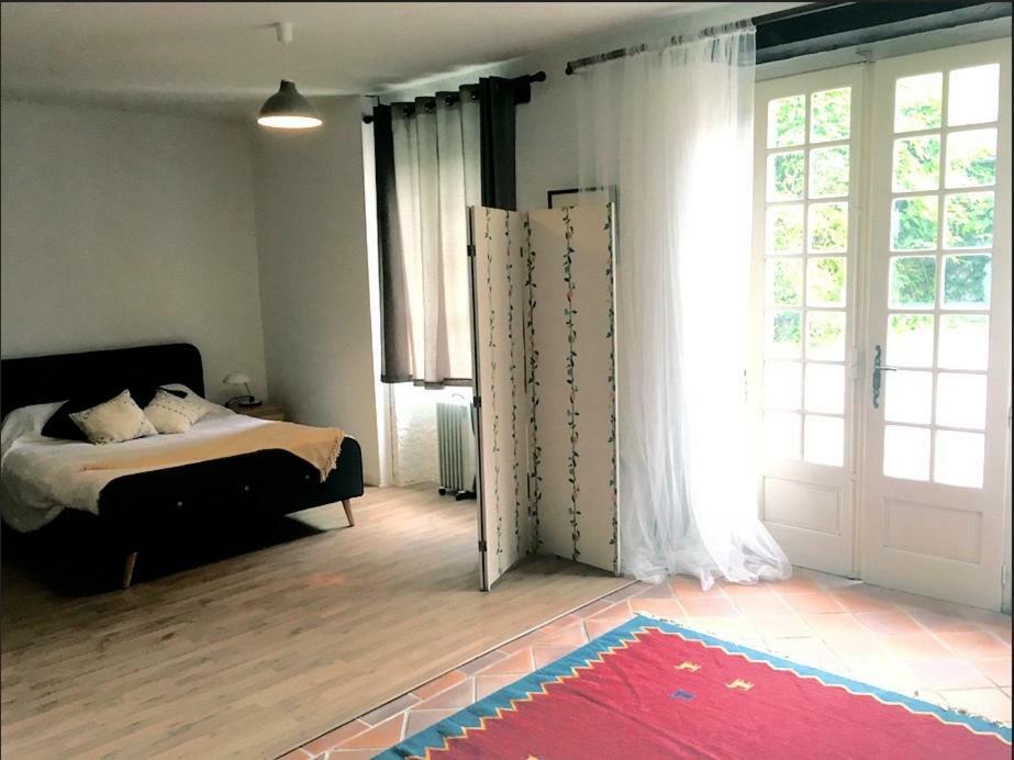 Maison Lyre, Pompadour Hotell Arnac-Pompadour Eksteriør bilde
